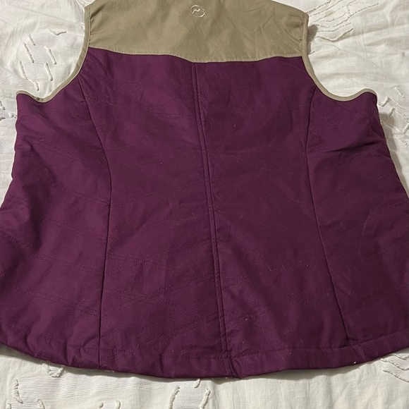 Woman’s XXL Magellan Outdoor classic fit vest - Picture 4 of 12